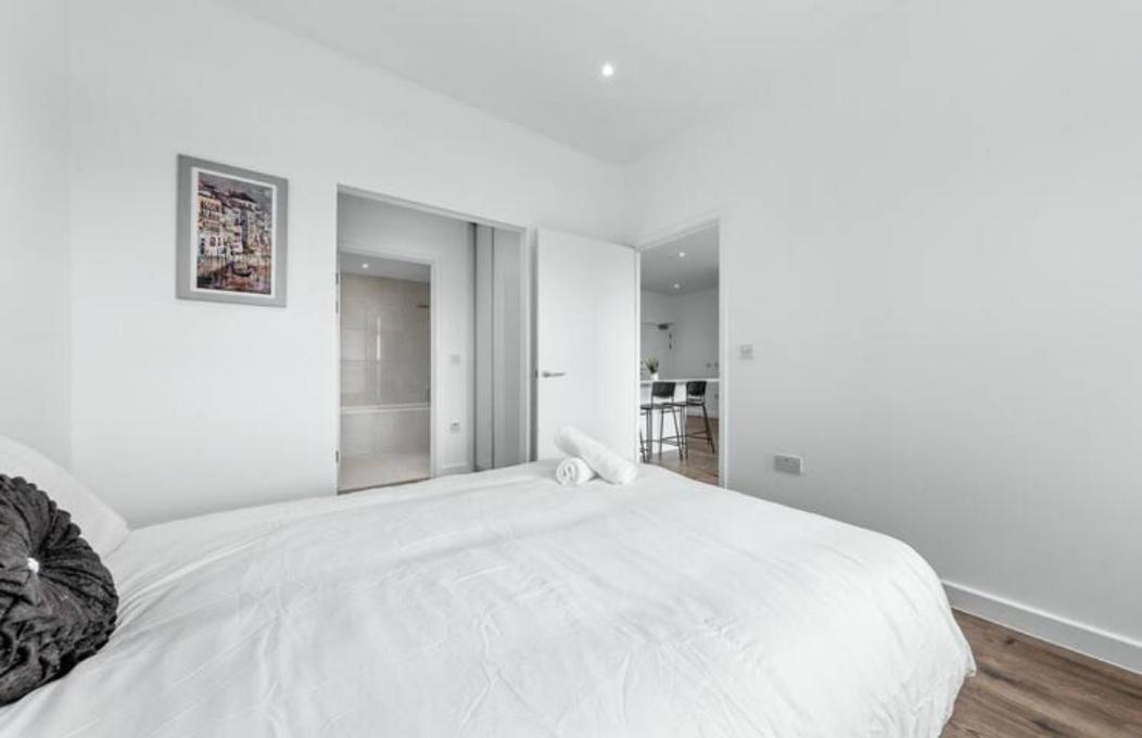 Airy 2Br Flat Delta London Dp332 Apartment Croydon Ngoại thất bức ảnh