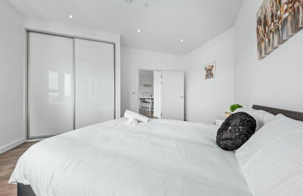 Airy 2Br Flat Delta London Dp332 Apartment Croydon Ngoại thất bức ảnh
