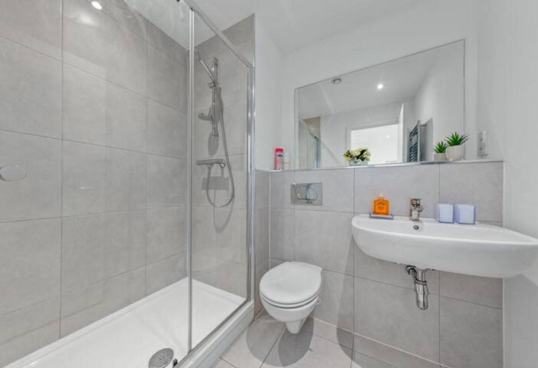 Airy 2Br Flat Delta London Dp332 Apartment Croydon Ngoại thất bức ảnh